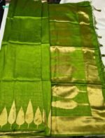 Premium Opara Silk Temple Border Saree with Rich Zari Weave, Traditional South Indian Design and Tassel Pallu - Image 3