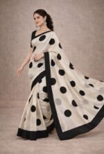 Italian Crepe Printed Saree with Blouse Piece - Image 4